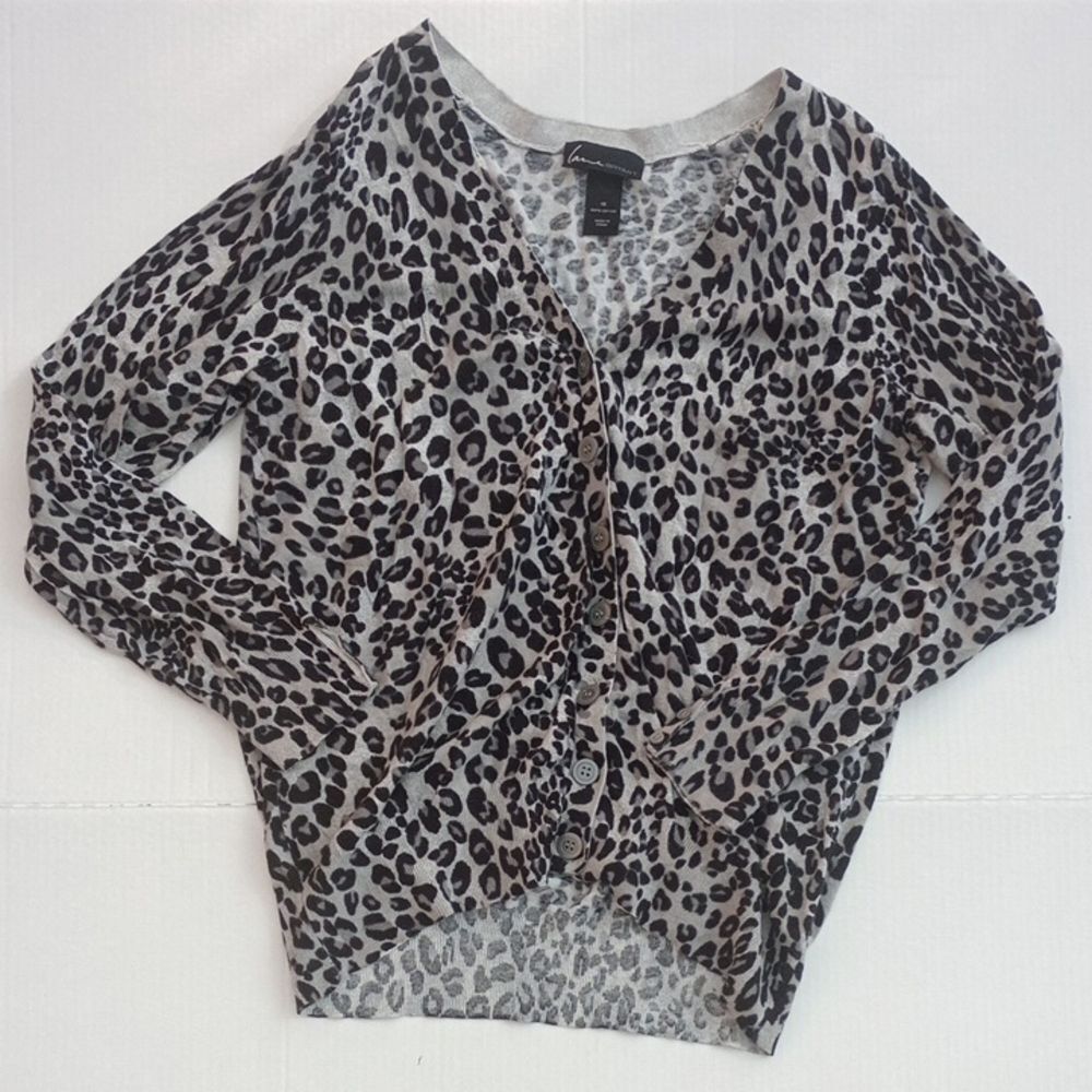 Women's Size 16 Lane Bryant Grey Leopard Print Button-Up Cardigan Career Office